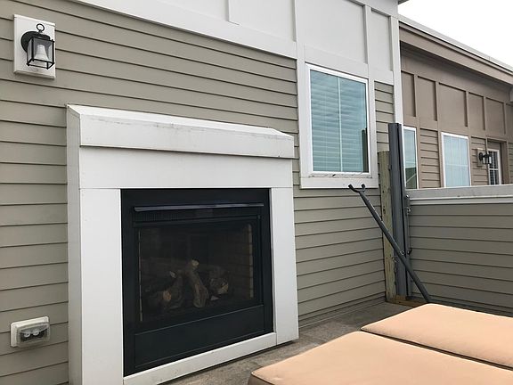 3rd image of 130 Strummer Ln