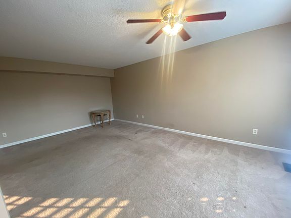 5th image of 308 Car Mol Dr APT 13