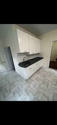 110 Hawthorne Ave #2 Photo 1