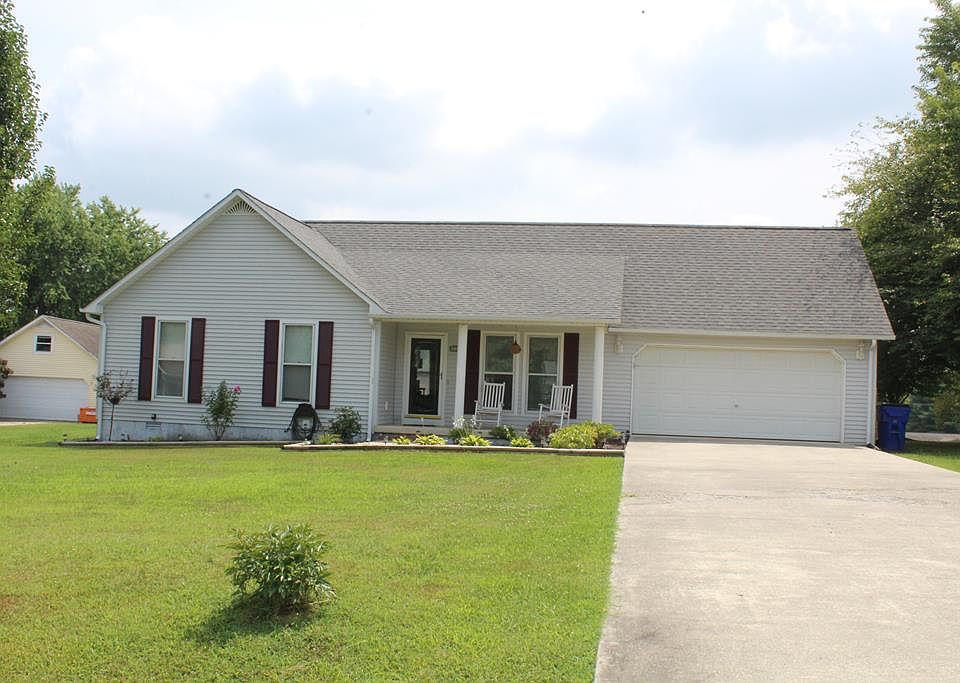 1st image of 3408 Riveroaks Dr