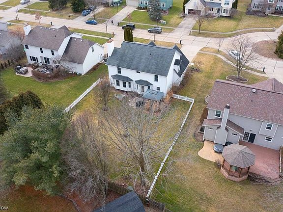 4th image of 950 Countryside Dr