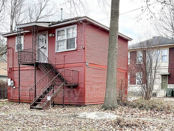 3rd image of 646 Maury St