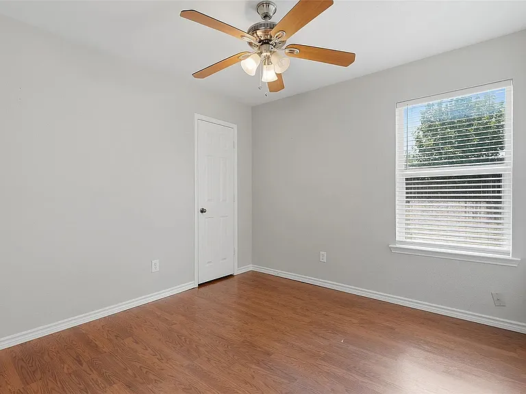 13018 Evergreen Dr — Photo 6