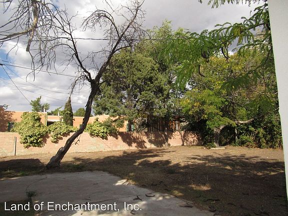4th image of 3017 Delano Pl NE