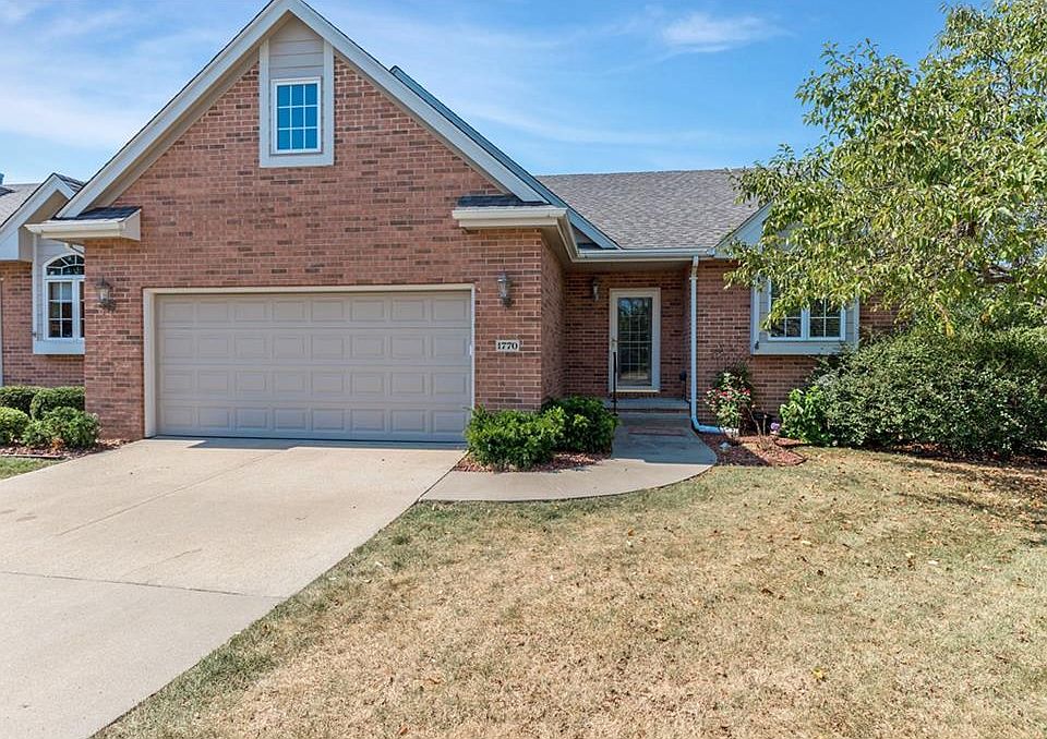 1st image of 1770 SE Birchwood Cir