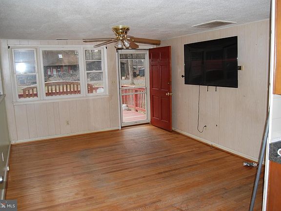 2nd image of 59 Juanita Ln