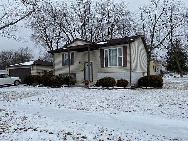 1st image of 22241 Kostner Ave