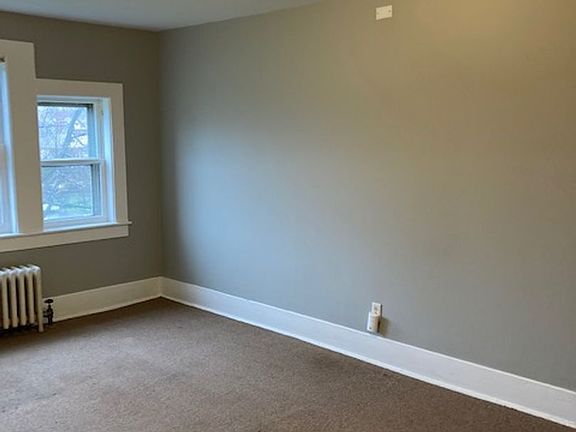 5th image of 351 Maple Ave APT 3A