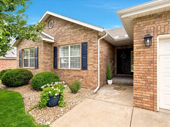 105 E Osage Street #E, Strafford, MO 65757