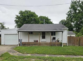 1222 Midway Ct, Marion, IL 62959