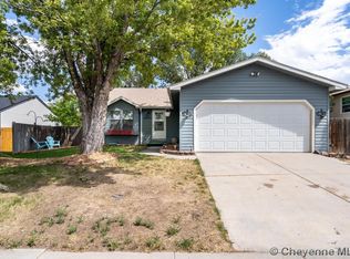 2205 Neal Ave, Cheyenne, WY 82007