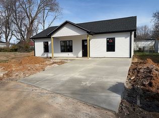 104 Paulette Ct, Hopkinsville, KY 42240