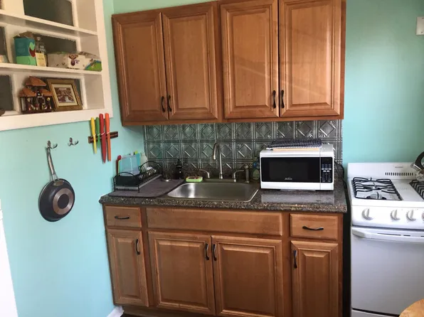 208 E University Pkwy #2, Baltimore, MD 21218