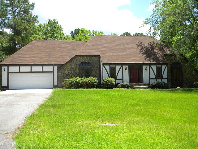1st image of 1007 Water Oak Dr