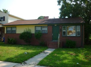 135 Poplar Ave, Newport News, VA 23607