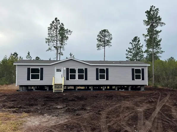 67 Christy Ln, Waynesville, GA 31566