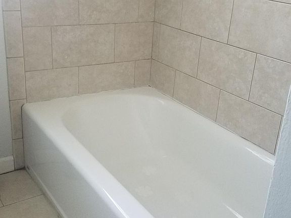 4th image of 4959 N Hoyne Ave #1