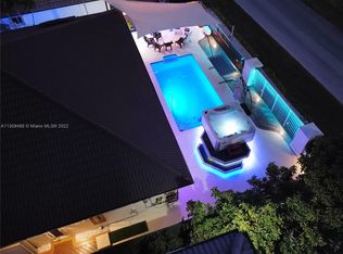 15118 SW 161st Pl, Miami, FL 33196