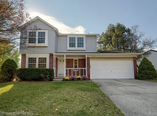 24509 Simmons Dr, Novi, MI 48374