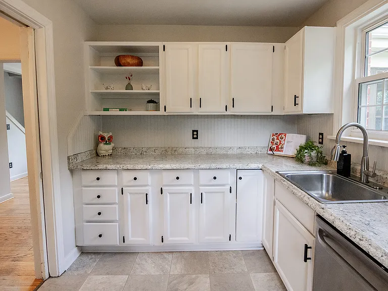 8307 Rolando Dr — Photo 13