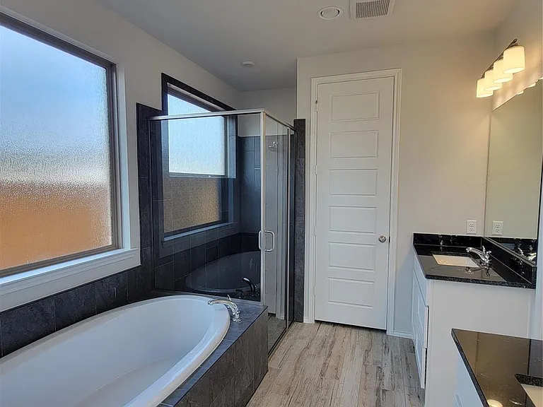 113 Bluff Creek Ln — Photo 13