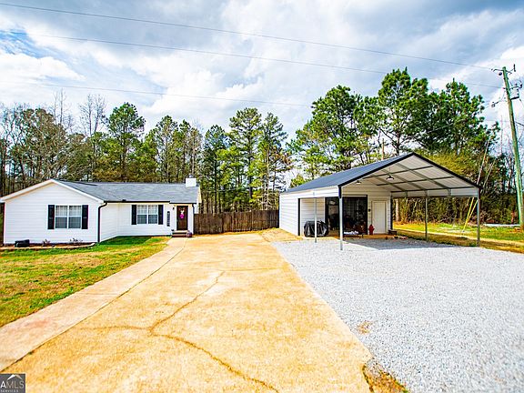 2nd image of 475 Rance Foster Rd