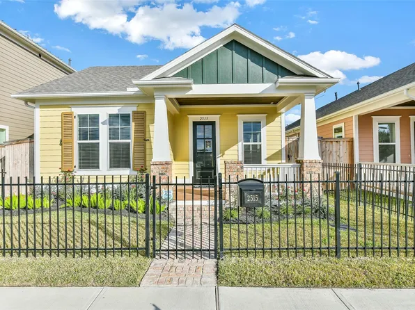 2515 S Houston Ave, Pearland, TX 77581