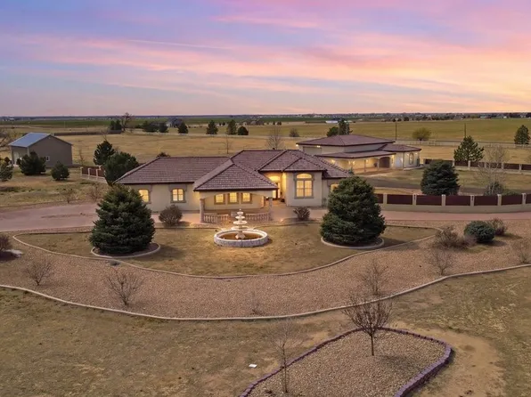 33 Stagecoach Ln, Fort Morgan, CO 80701