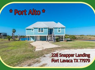 76 Snapper Lndg, Port Lavaca, TX 77979