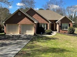 381 Etowah Dr, Cartersville, GA