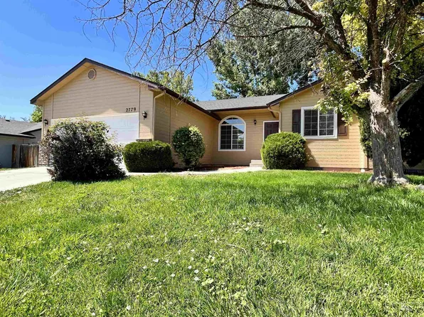 2779 N Old Stone Way, Meridian, ID 83646
