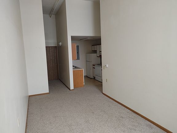 2nd image of 314 Randolph St #10955519