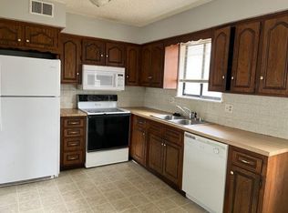 516 Beach St #516, Kansas City, KS 66111