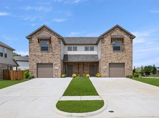 400-402 Wrangler Ln, Denton, TX 76205