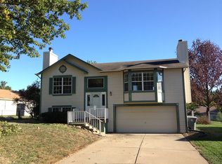 708 Summersong Dr, O'Fallon, MO 63366