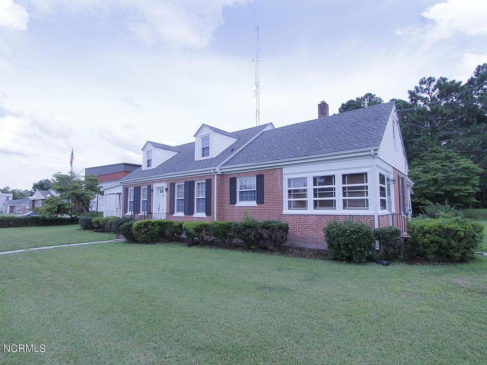 204 Court Street, Gatesville, NC 27938 Zillow