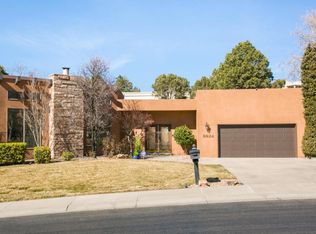 9924 Tanoan Dr NE, Albuquerque, NM 87111