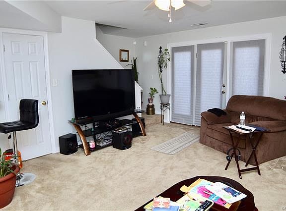 4th image of 7820 Camolin Ct