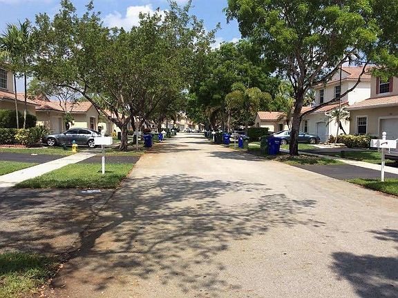 5th image of 17890 SW 11th Ct