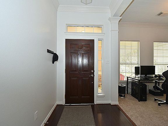 4th image of 18810 Dusty Rose Ln