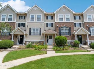 120 Lakeshore Dr, Oswego, IL 60543