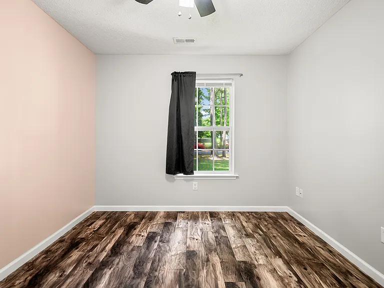 2099 Yacht Club Rd — Photo 38
