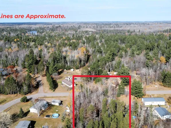 8 Lawer Dr, Ishpeming, MI 49849