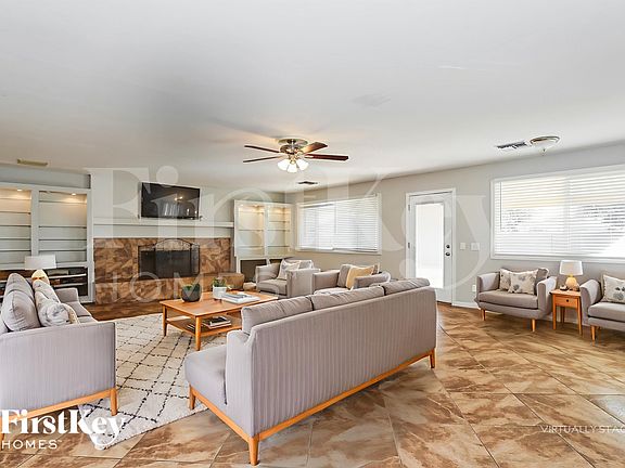 3rd image of 4845 W Las Palmaritas Dr