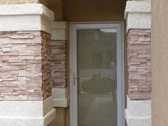 4th image of 10104 Mogollon Dr NW