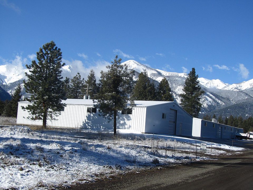 2nd image of 83496 Russell Ln