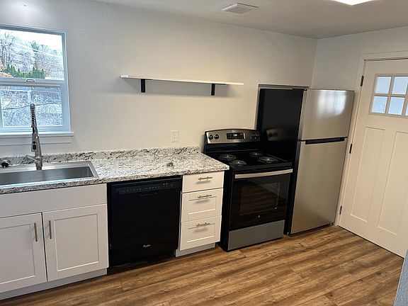 2nd image of 802 W Cherry Ave #802B