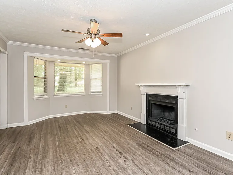 1268 Brandl Dr SW — Photo 7