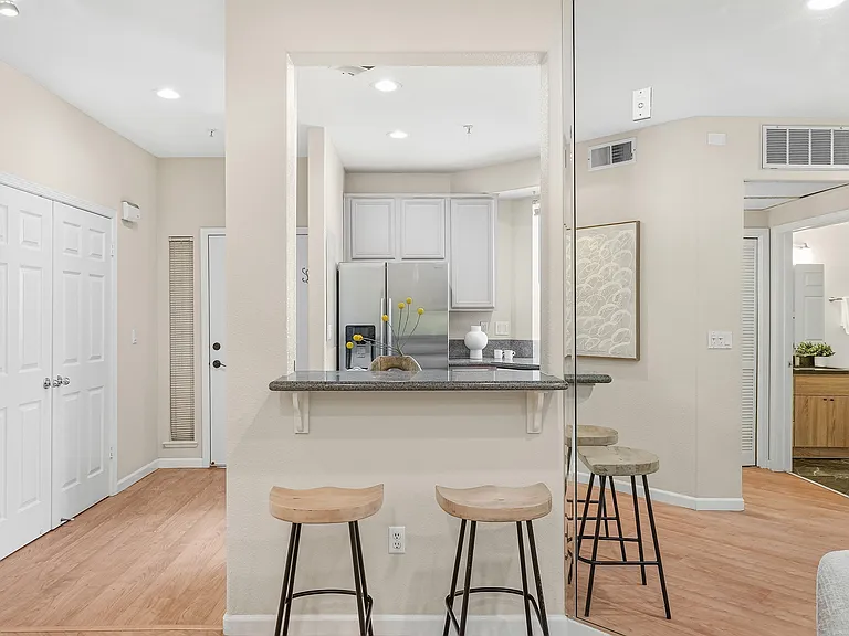 902 Sunrose Ter #104 — Photo 5