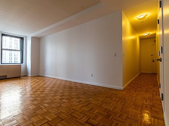 5th image of 15 Park Row APT 12L